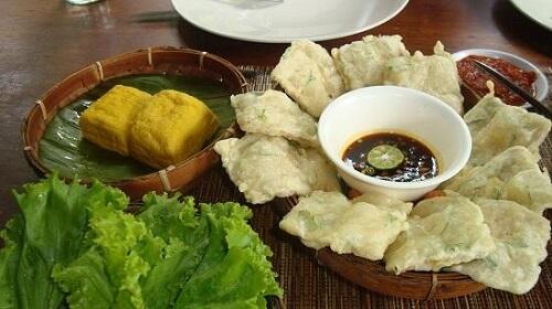 Tempe Mendoan, Si Tipis yang Begitu Nikmat