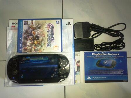 PSP Vita Crystal Black WifI/3G 8Gb sim indo lancar + RO Odyssey
