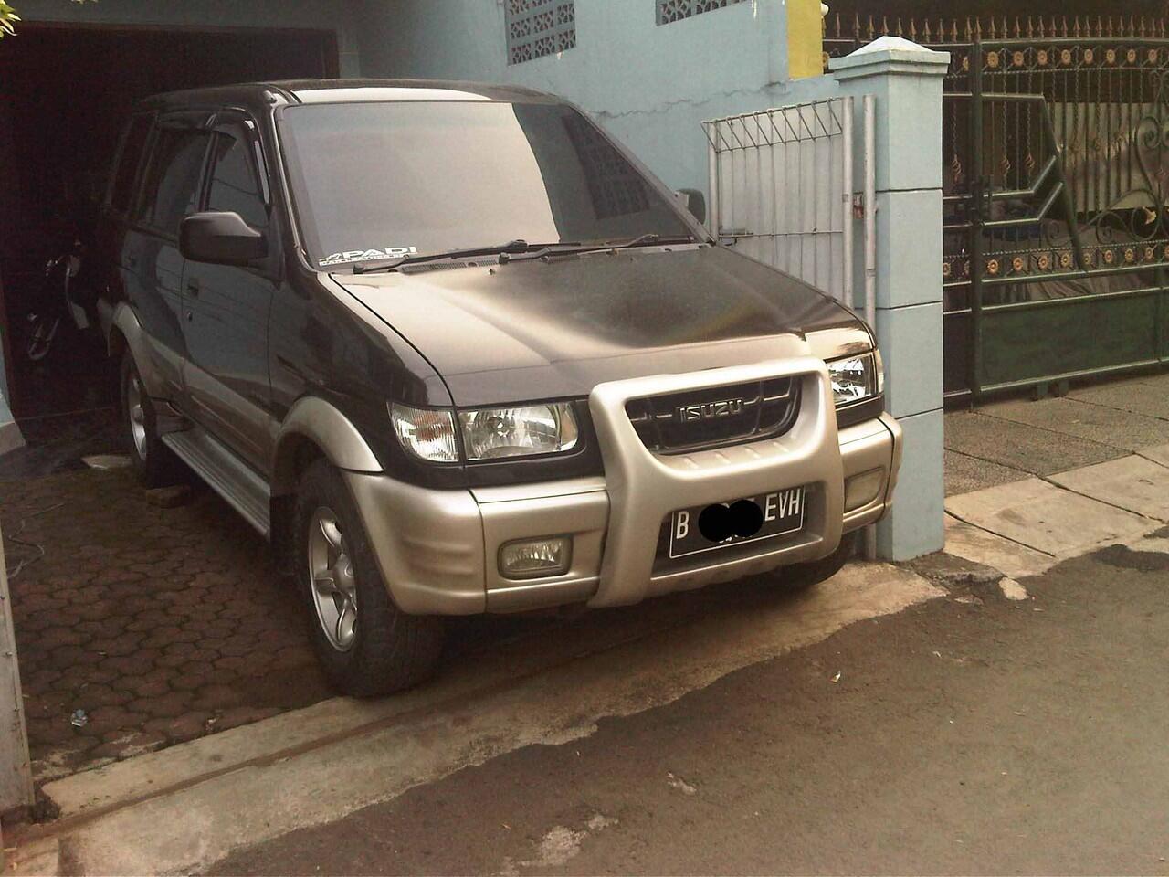 Isuzu Panther touring 2002 depok istimewa pemakai (repost)