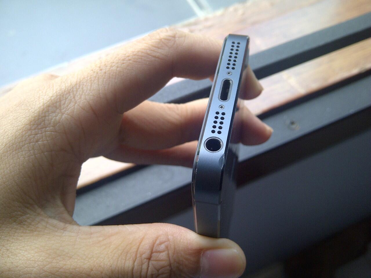 Jual iPhone 5 16GB Black Second COD ASAP DEPOK JAKSEL