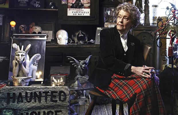 Mengenal Ed dan Lorraine Warren (The Conjuring)