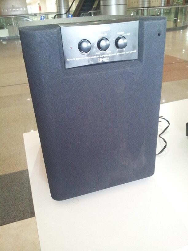 Subwoofer Yamaha 8 Inch YST SW 40