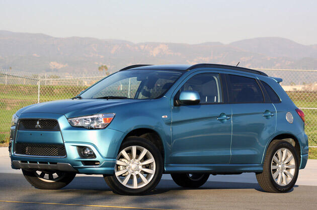 Mitsubishi Outlander Sport HARGA TERBAIK