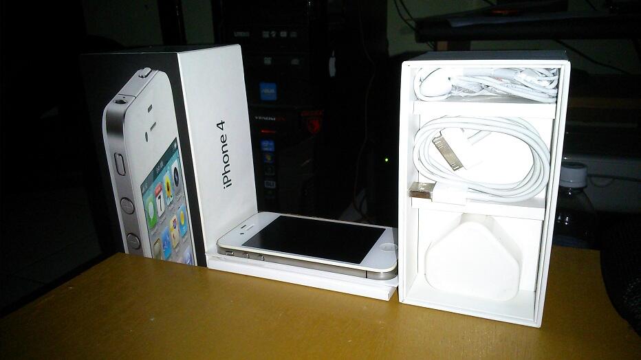 JUAL iPhone 4 16GB WHITE FU - BOGOR / DEPOK / PAMULANG
