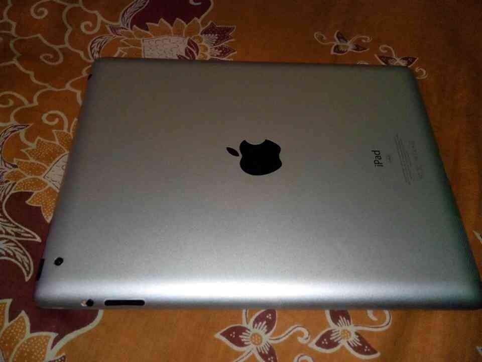 WTS iPad 2 64 GB wifi only Malang mulus