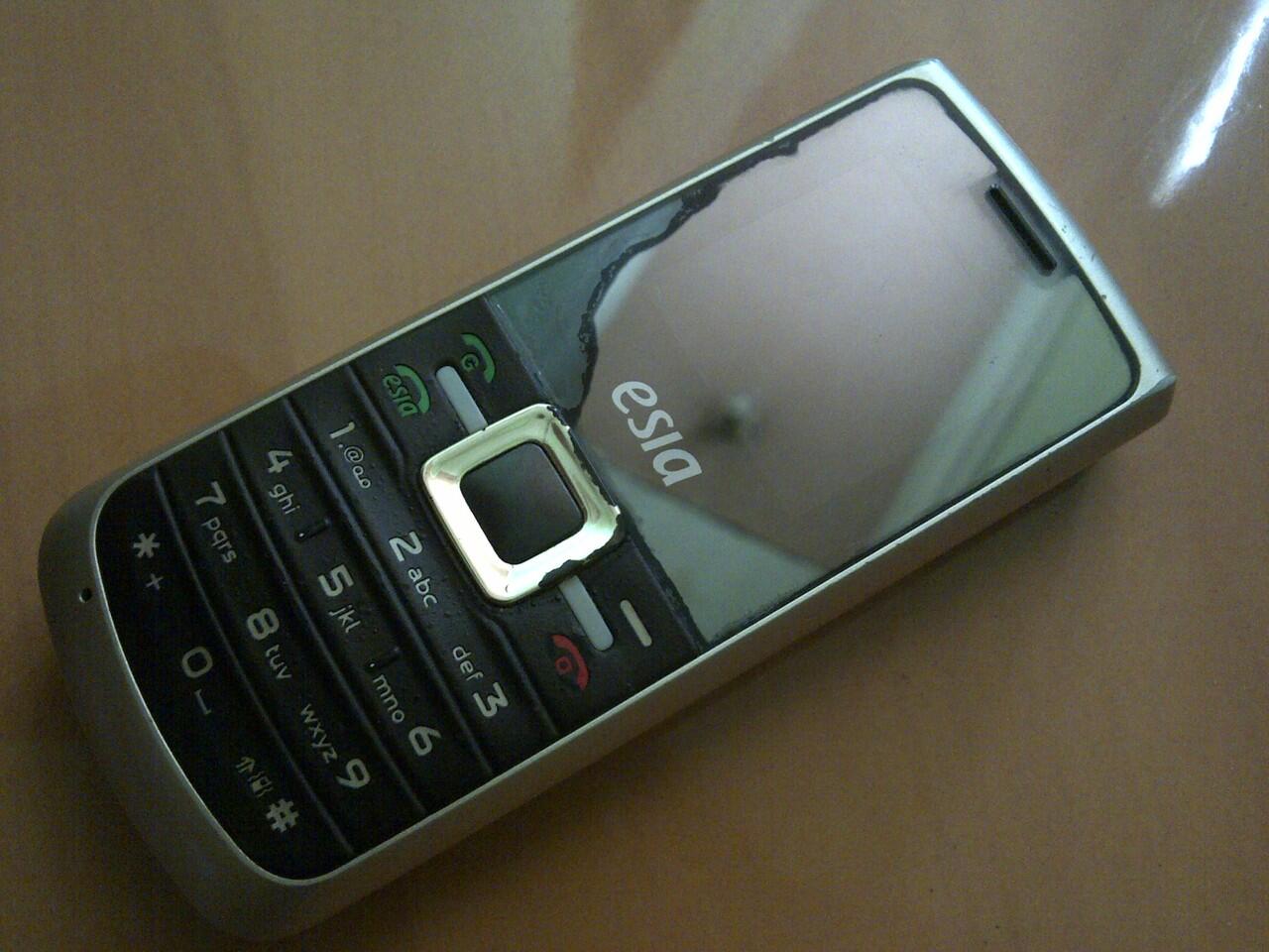 NOKIA CDMA 3806 & HUAWEI C6300 GSM CDMA DUAL ON
