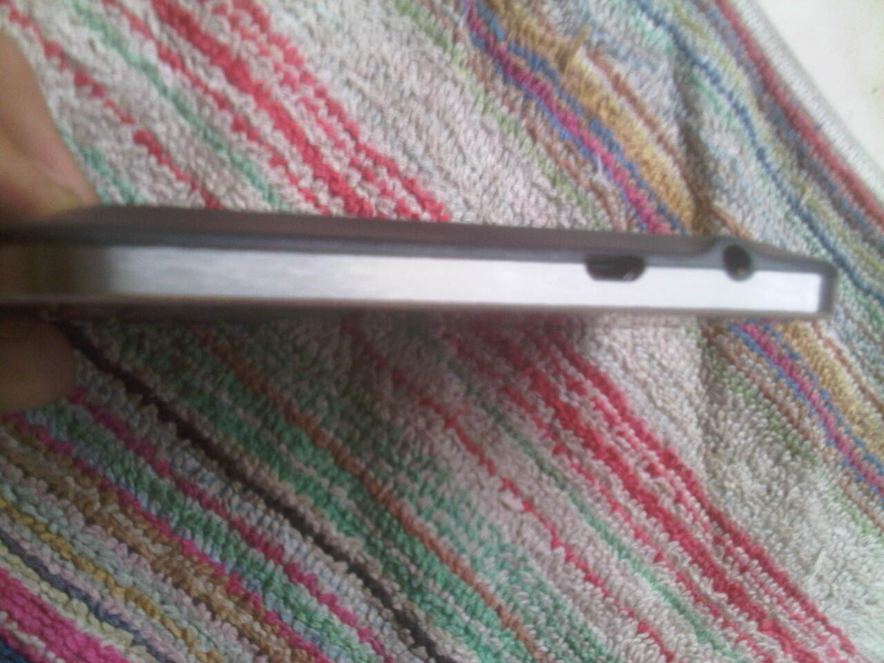 bb bold 9900 aka dakota hitam mulus murah