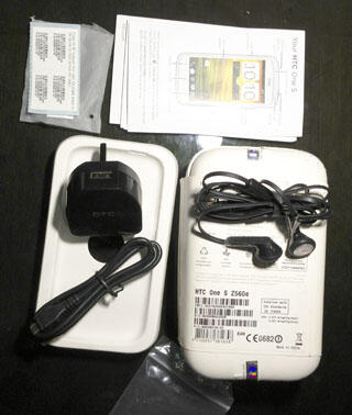 HTC ONE S 16 GB Warna HITAM MULUS ada Bonus