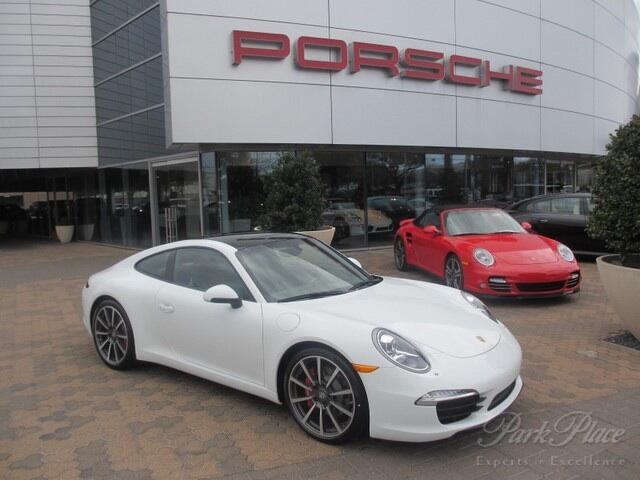 PORSCHE 911 CARRERA S NEW FULL OPTION 2013! (SURABAYA)