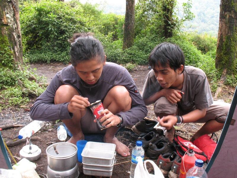 Catatan Perjalanan Gn. Argopuro 3.088 mdpl Lewat Bremi (16 - 22 Pebruari 2009)