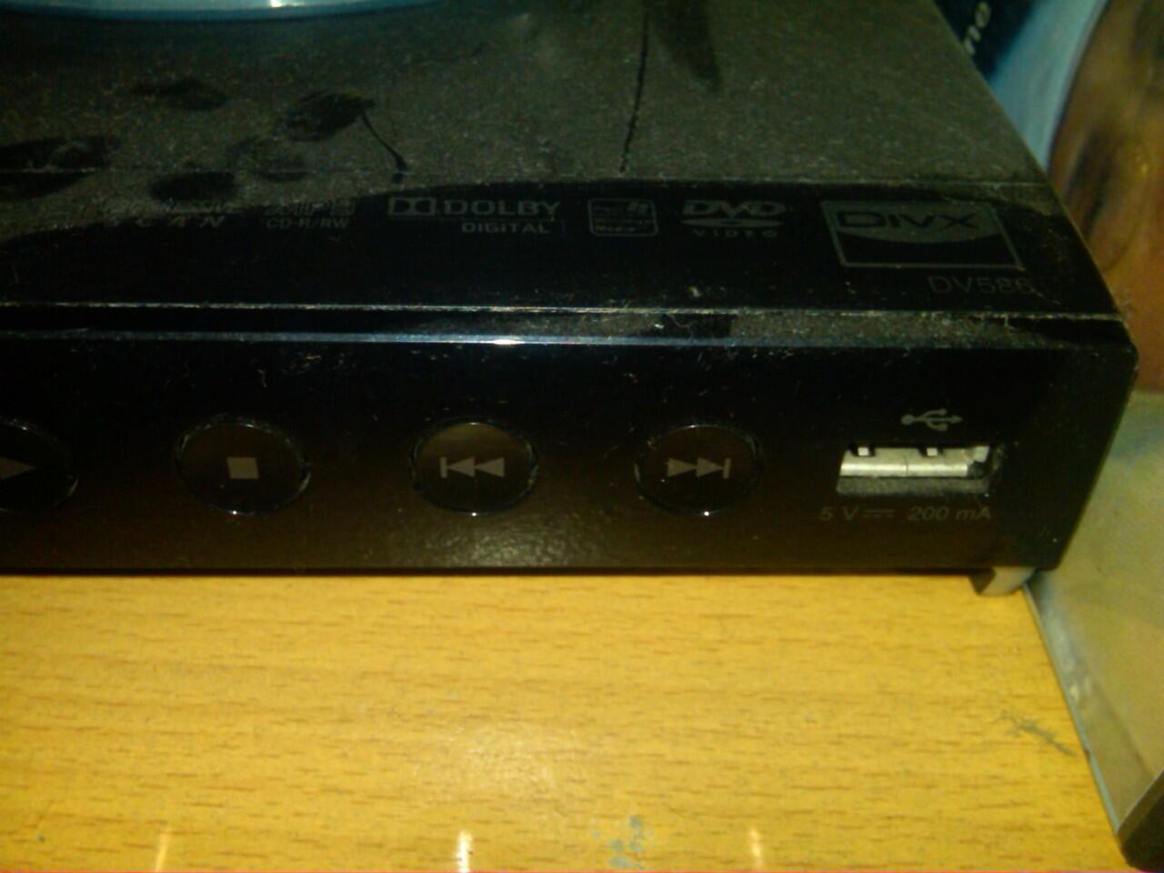 DVD Player LG DV586 ( Mulus , Like New , Jarang dipake ) LKP