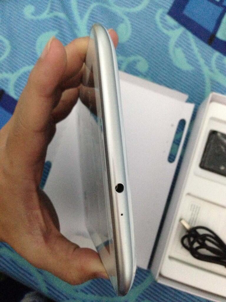 Jual Samsung Galaxy Tab 2 P3100 white Muluuuus Like New