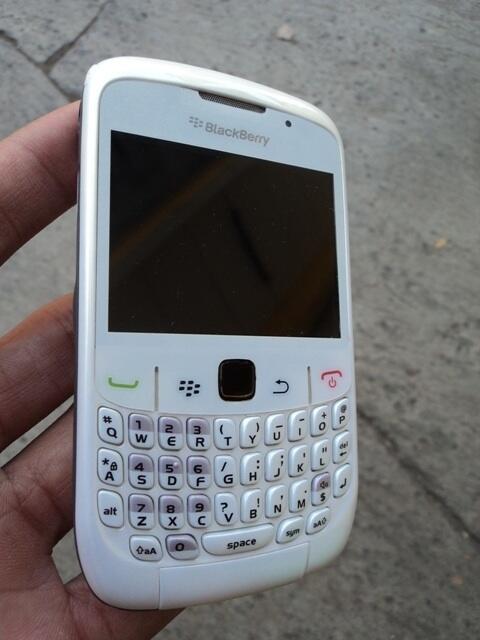 BB Gemini 8520 Batangan Lock Indosat Malang