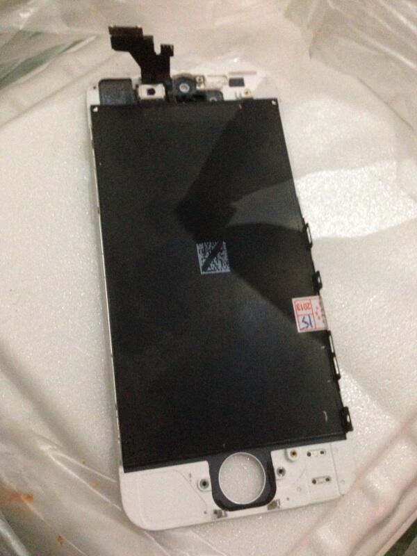Jual LCD Iphone 5 Putih Paling mumer SE Kaskus