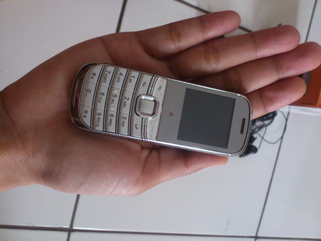 HP Cina Ti-Phone T 20 Dual SIM GSM Bukan Nokia Samsung Sony Ericsson Nexian Cross