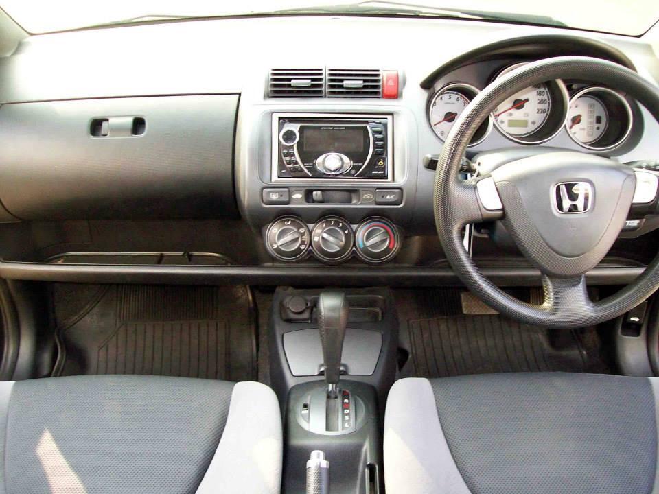 Honda Jazz IDSI AT 2004
