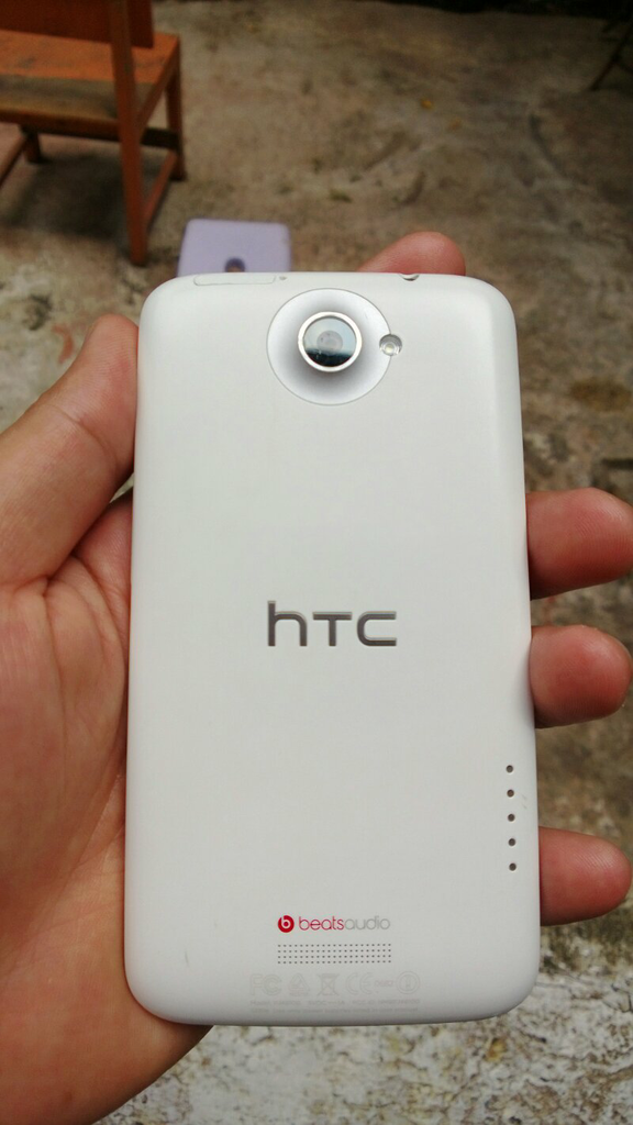 wts HTC one x 32 gb white perfect condition