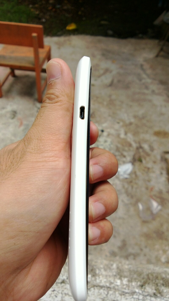wts HTC one x 32 gb white perfect condition