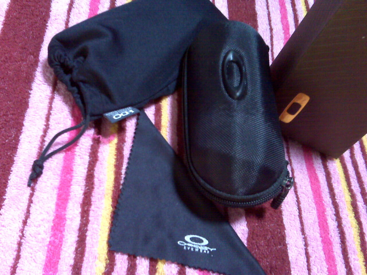 KACAMATA SUNGLASESS / FRAME OAKLEY HOLBROOK GARAGE ROCK DEVIATION MURAH