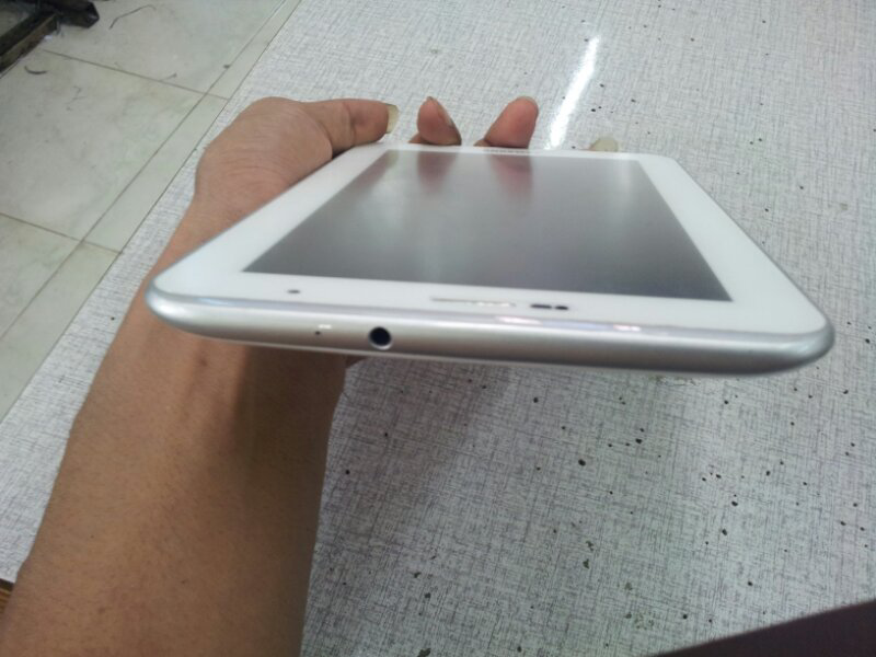 samsung galaxy tab 2 7 P3100 99,99% mulus baru 3 bulan pmakaian