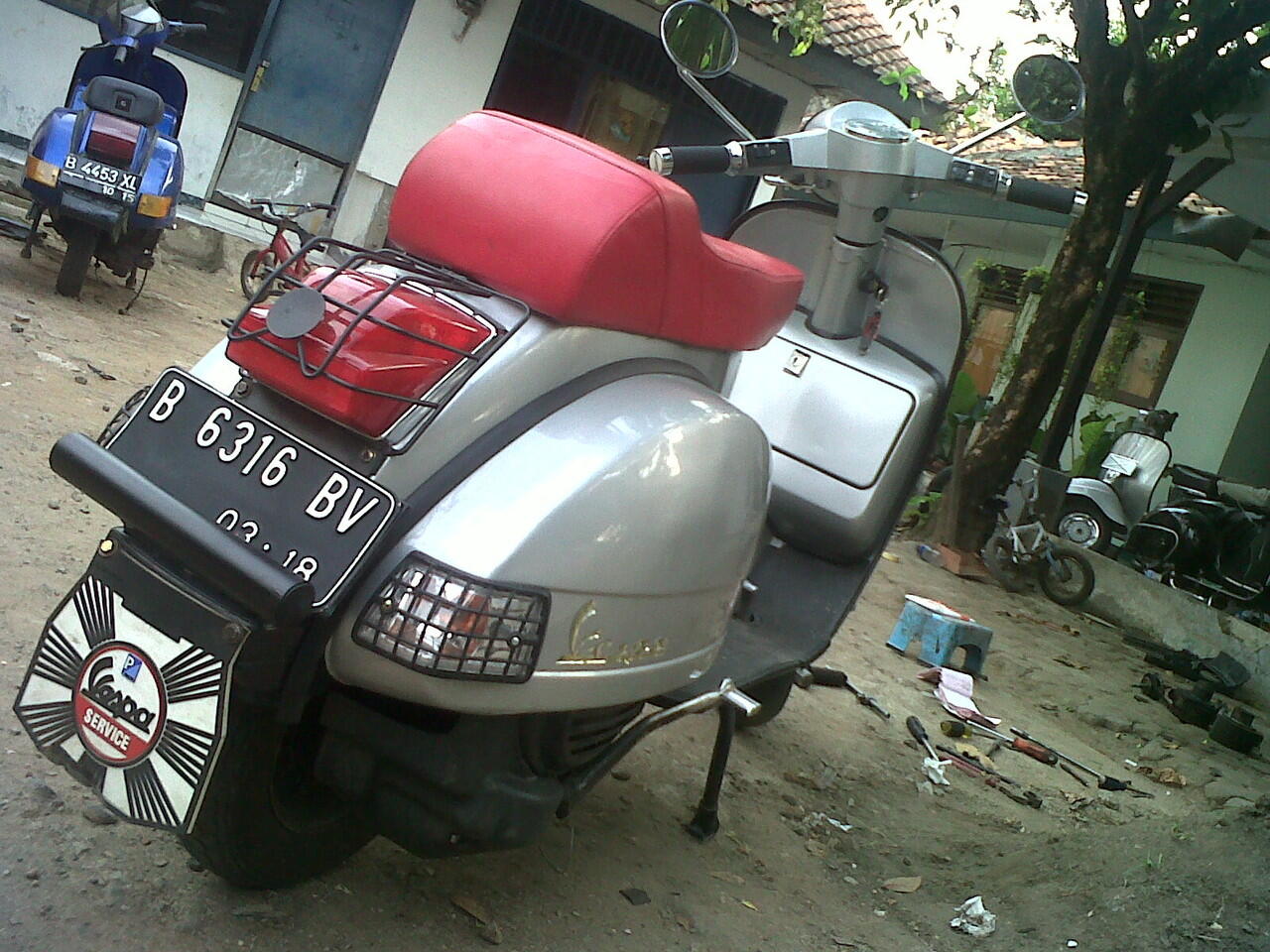 vespa exclusive 2 like a new px