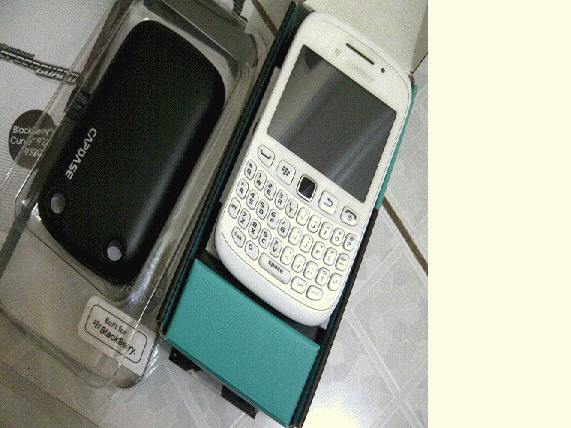 <WTS> MENAWARKAN BB,IPHONE&SAMSUNG DGN HARGA RELATIF MURAH