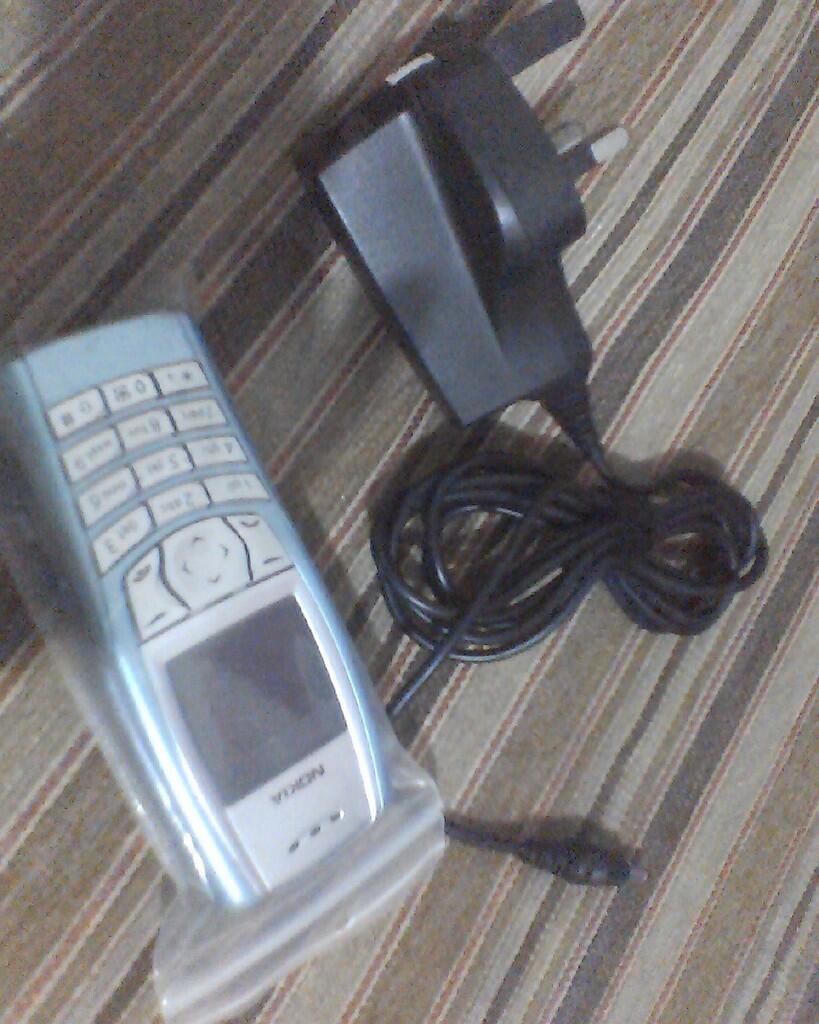 hp jadul nokia 2310 gsm
