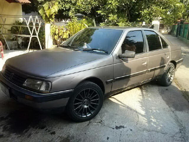 Mobil Peugeot 405