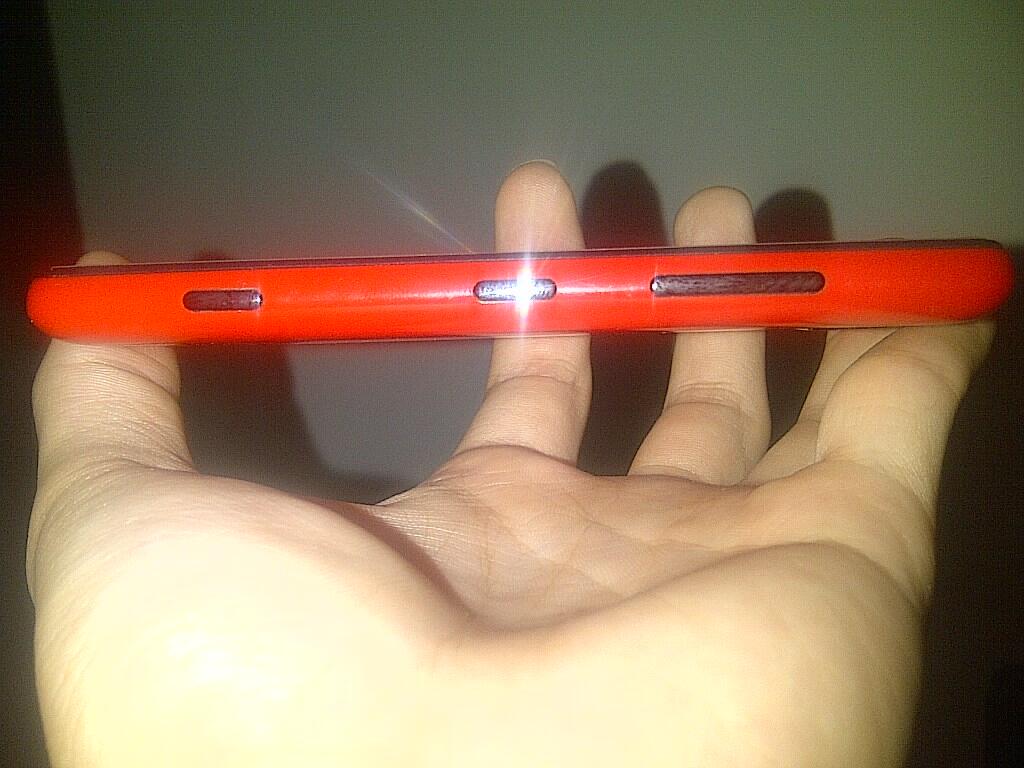 NOKIA LUMIA 820 Red Fullset (MURAH tapi ISTIMEWA)