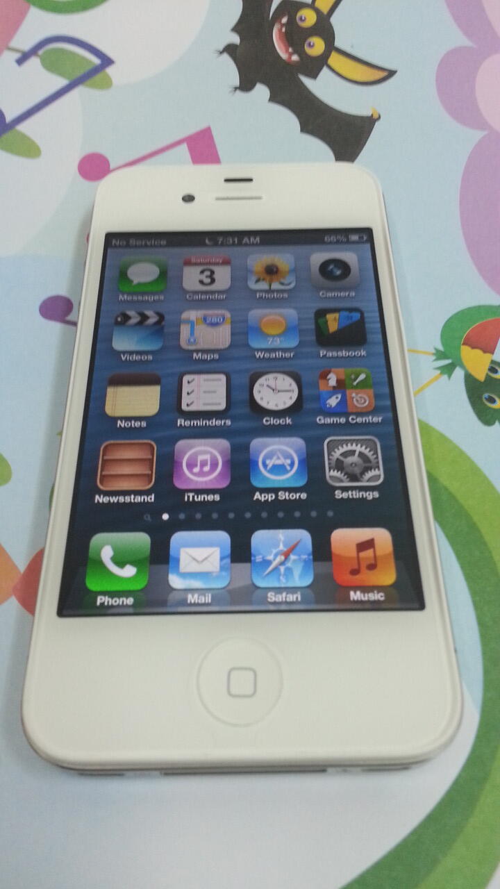 iphone 4S 64gb FU white fullset mulus banget 97%