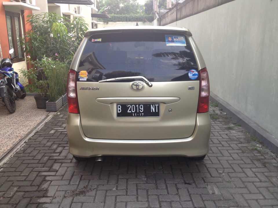 Jual avanza type E tahun 2004