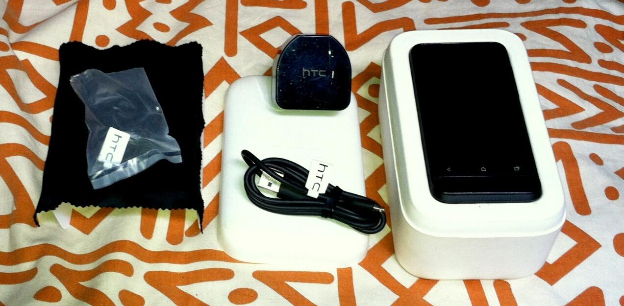 HTC One V.masi baru dengan harga murah