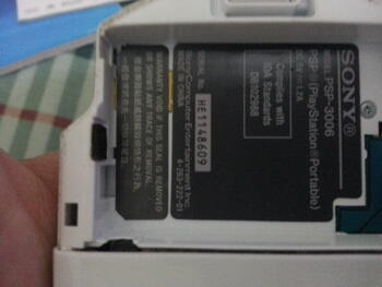 WTS PSP 3006 white full set 2nd harga mahasiswa! mari masuukk