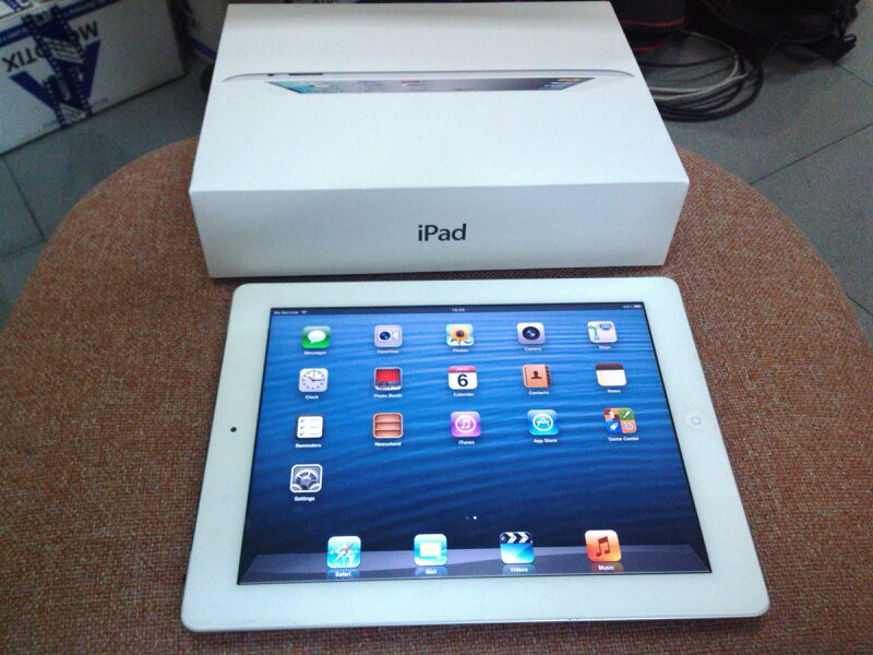 Ipad 2 3g 32gb white (putih)