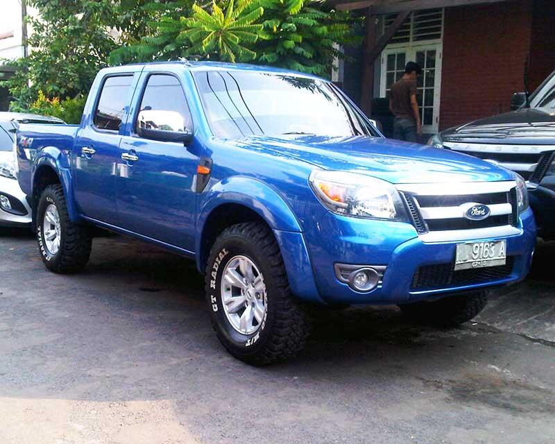 Ford ranger 2011 xlt double cabin 4x4 bandung bkn strada hilux dmax