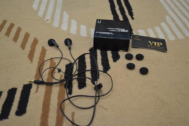 Earphone Hisound PAA1 & Sound Magic E10