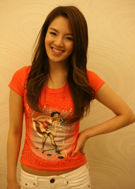 SNSD Kim Hyoyeon &gt;&gt; buat para SONE masuk!