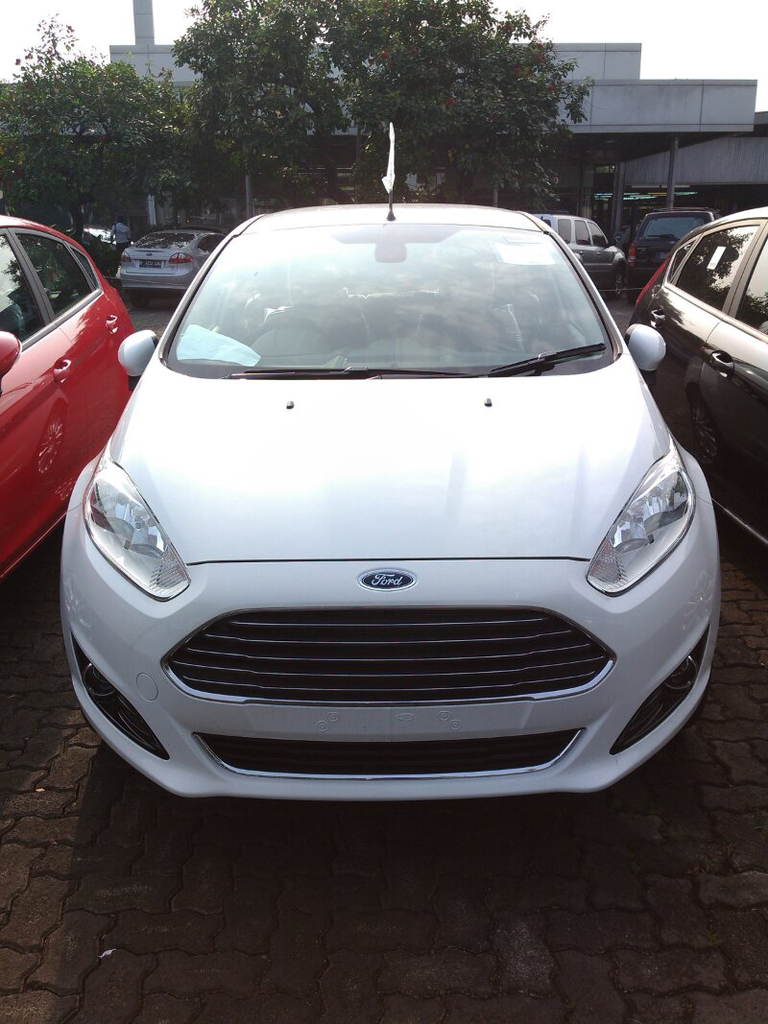 FORD FIESTA 1.5L MCA ( Ready Stock)PROMO TERBAIK