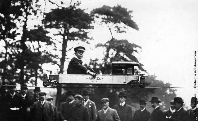 MONORAIL sudah ada sejak tahun 1907