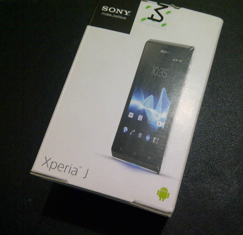SONY XPERIA J WHITE 99.9% MULUS! baru pake 2bulan lbh, FULLSET+AKSESORIS, TAM