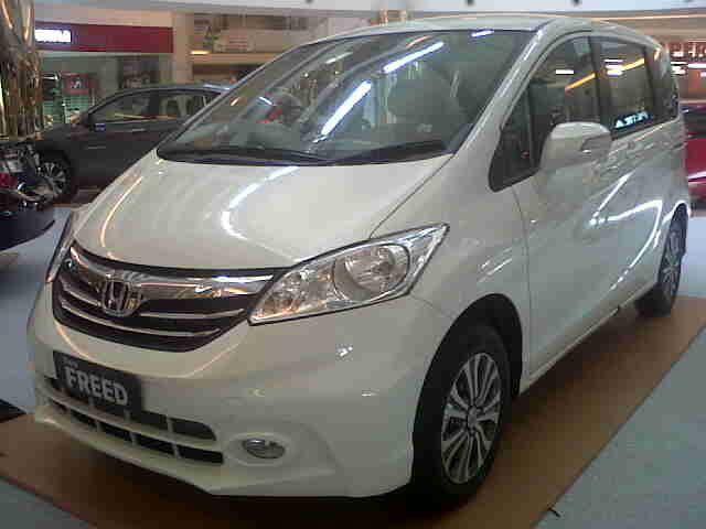PROMO MENARIK HONDA NEW FREED 1.5