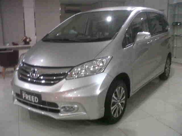 PROMO MENARIK HONDA NEW FREED 1.5