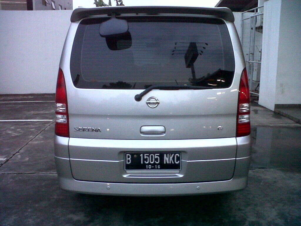 Nissan Serena CT AT tahun 2011 silver metalik