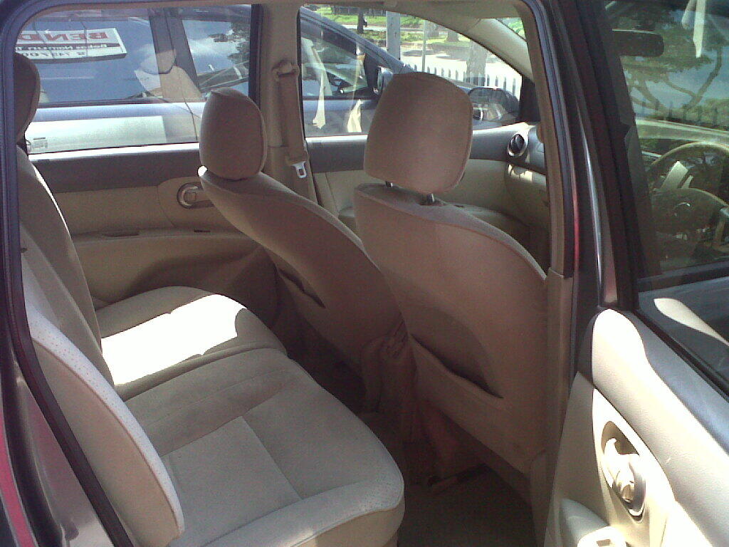 Nissan Grand Livina XV AT Tahun 2008