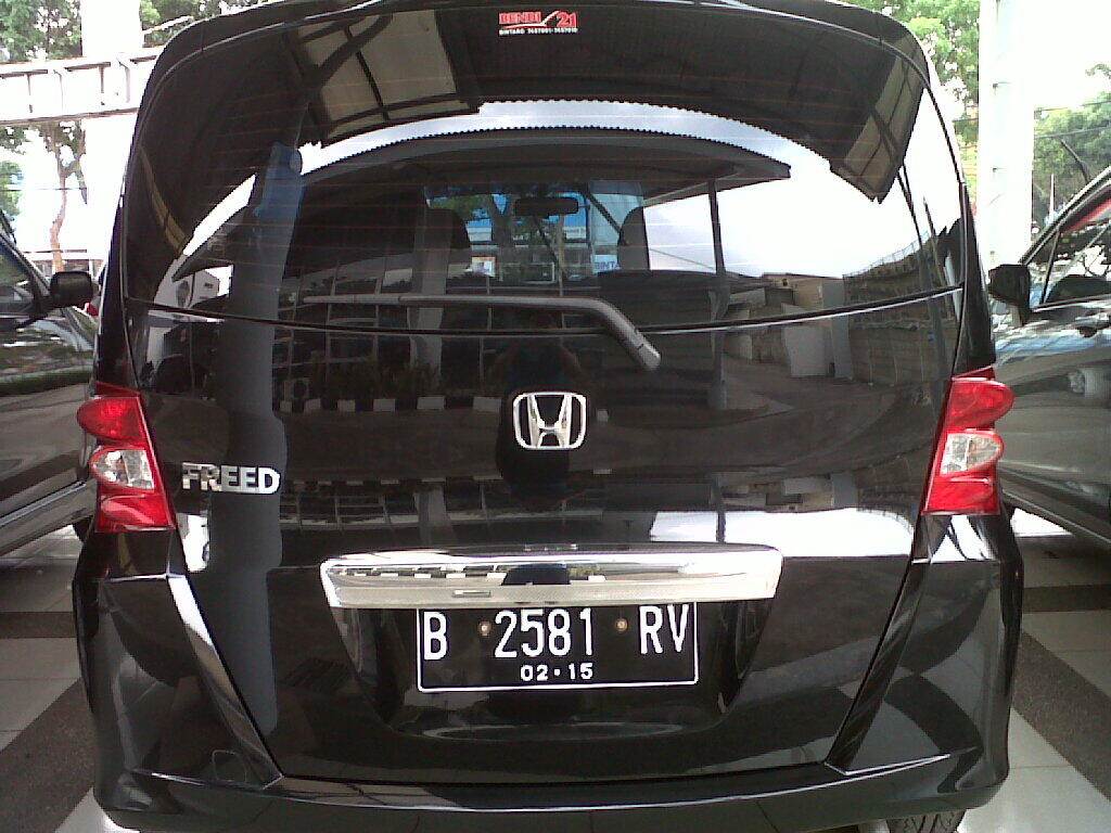 Honda Freed PSD AT 1.5 Tahun 2009
