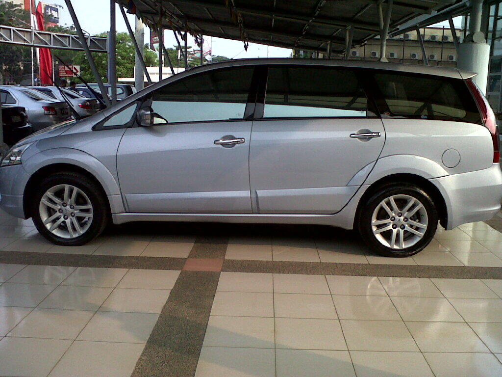 Grandis GT AT Tahun 2008 Silver Metalik