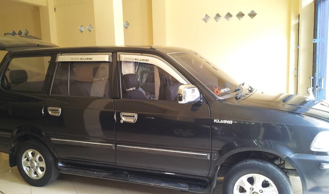 Kijang LGX Efi 1,8 2004