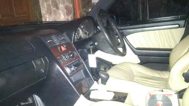 Mercy C200 Manual 1996 AMG Style ! Mint Condition !!!