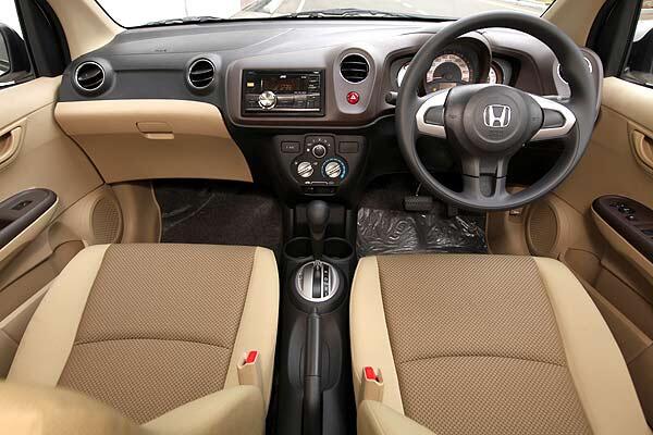 HONDA BRIO Matic..Harga Baguss Bangeeettt..!!!