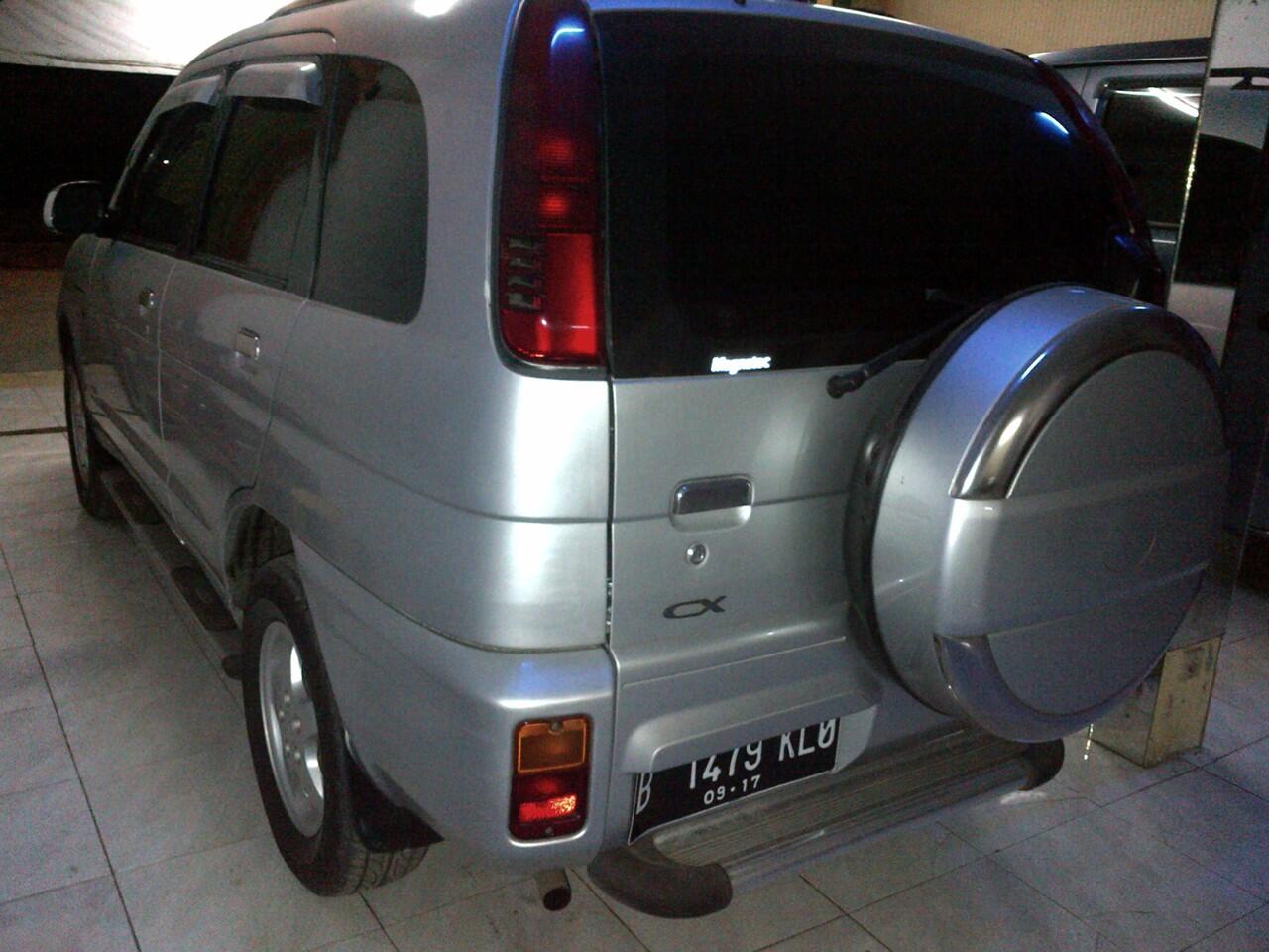 Daihatsu Taruna CX 2000 silver mantab